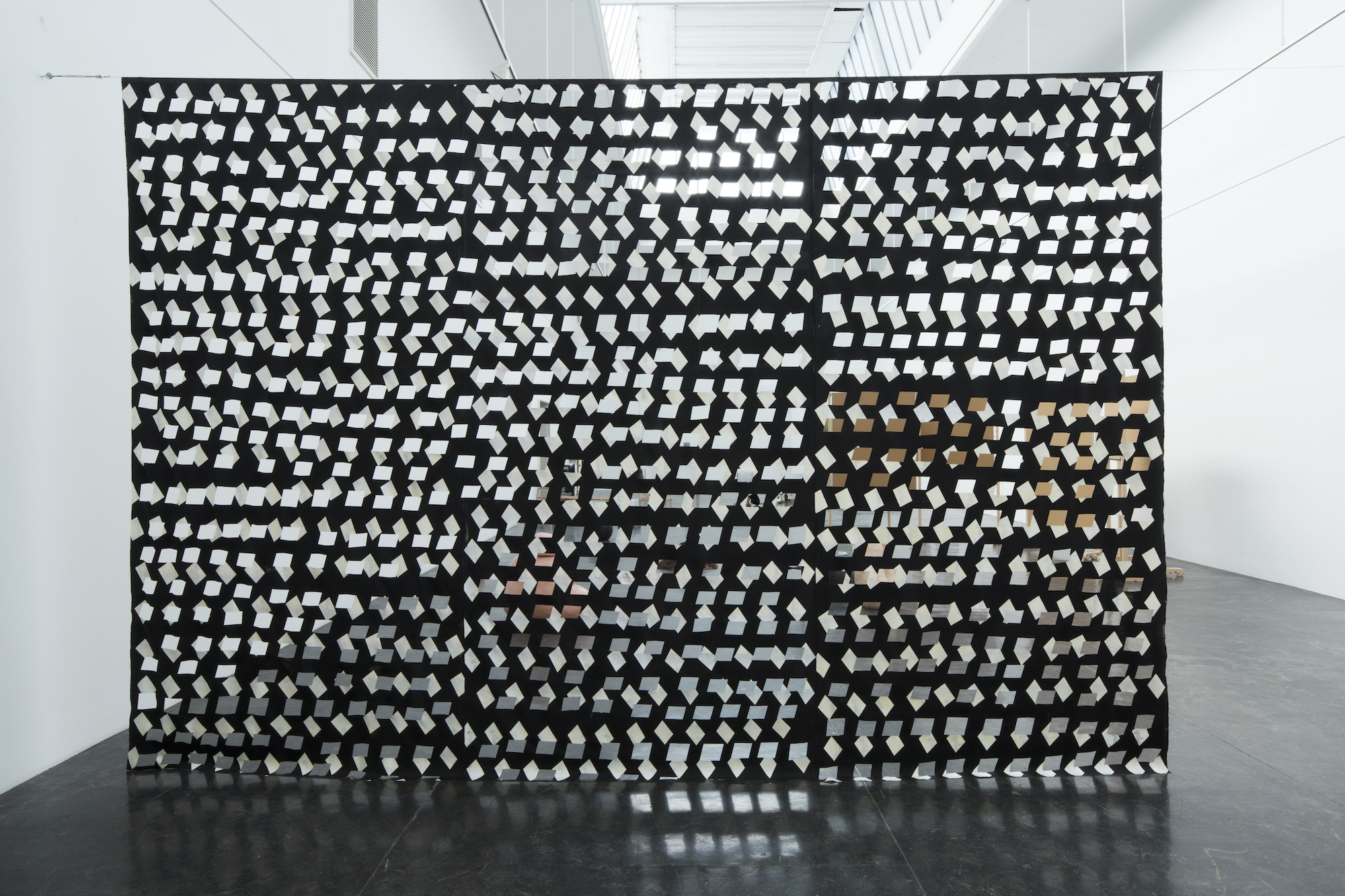 Ronak Moshtaghi, Gaps in my reading, Installation (2017)